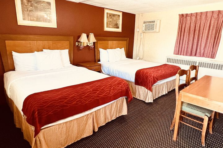 Room 4 of 30