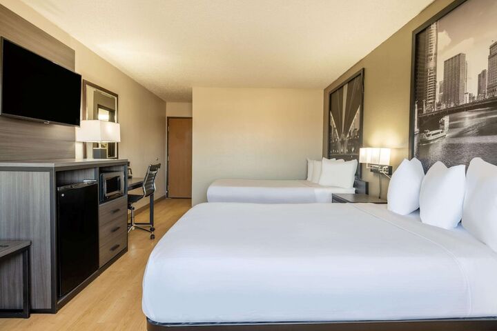 2 Double Beds (2 of 8)