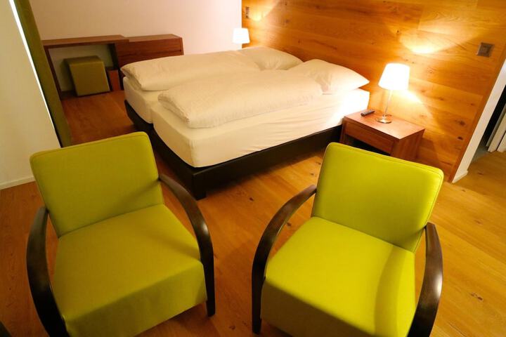 Room 15 of 65