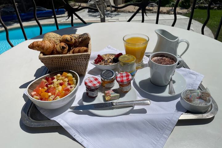 Breakfast/Coffee Service 35 of 44