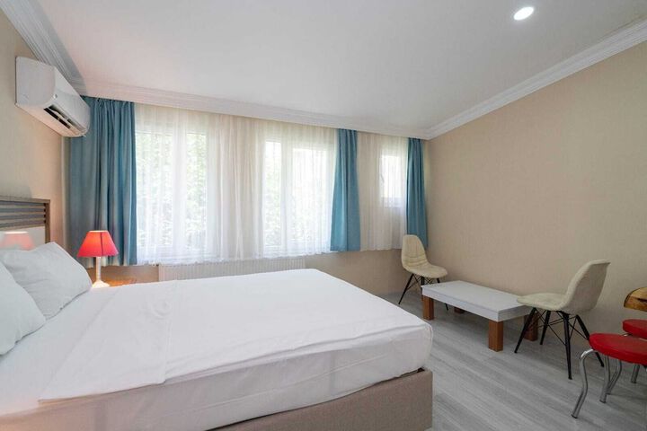 Room 5 of 55
