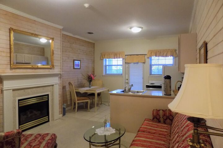 Room 44 of 73