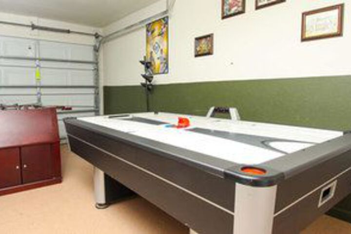 Room 2 of 21