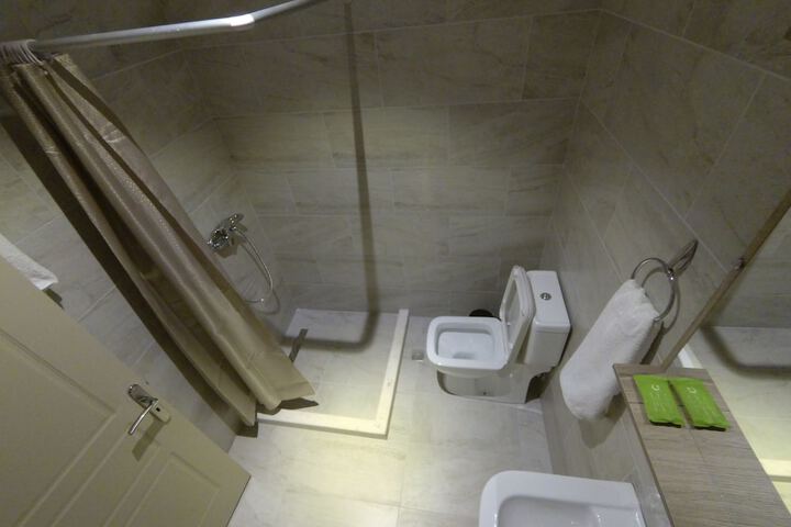 Room 20 of 40