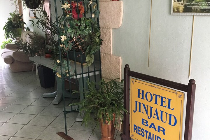 Hotel Interior 4 of 31