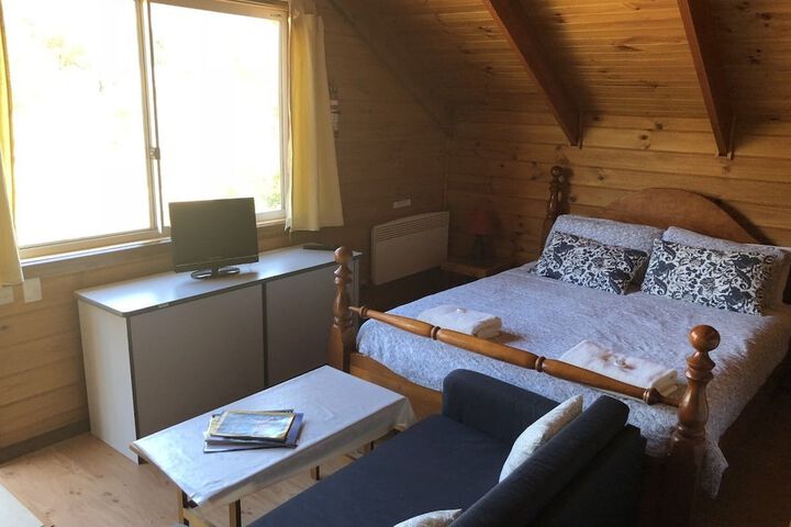 Room 4 of 11