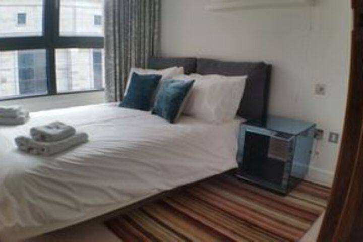 Buchanan Street 3 Bedroom Suite
