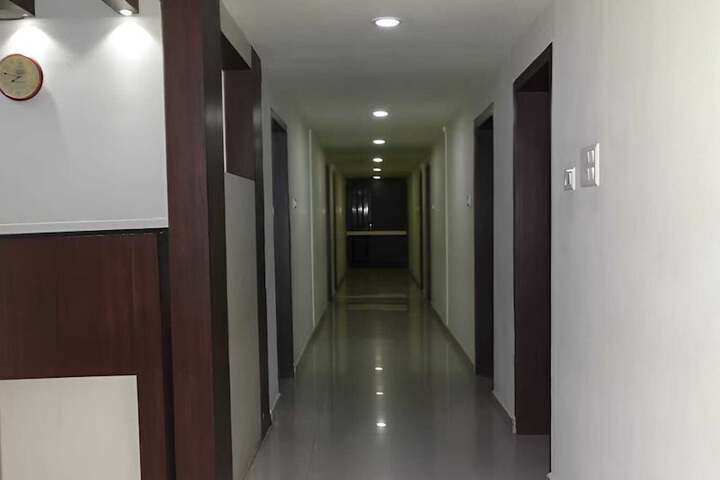 Ballroom/Hall 32 of 35
