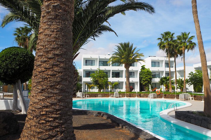 Pool Hotel