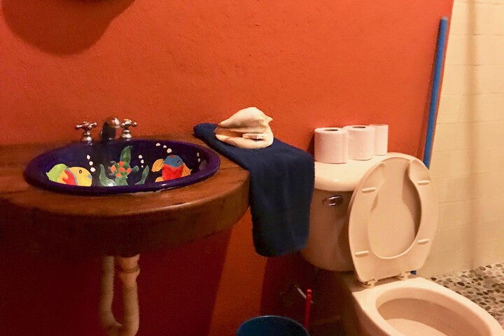 Room 18 of 53