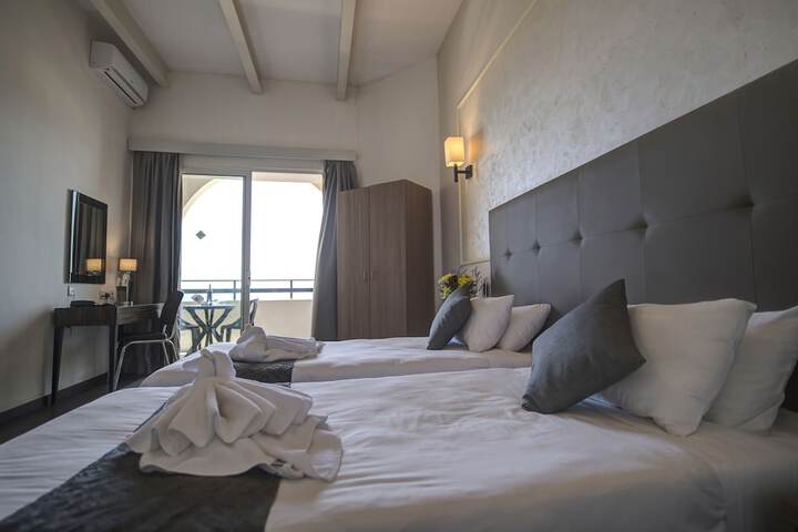 Room 19 of 41