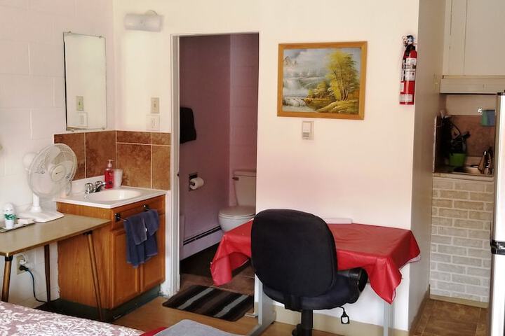 Room 12 of 47