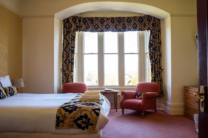 Room 18 of 57