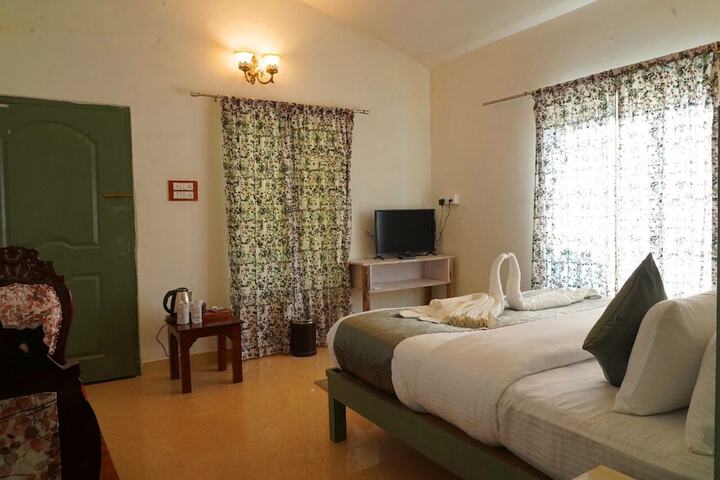 Room 10 of 22
