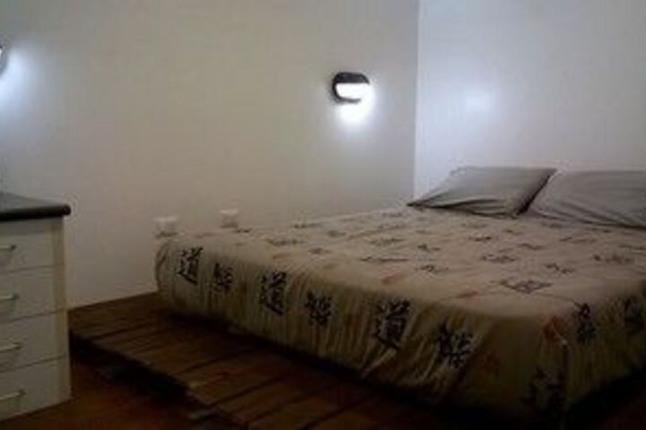 Room 41 of 83