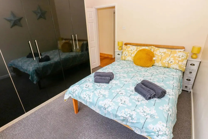Room 2 of 21