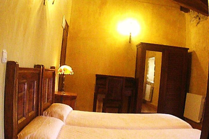 Room 5 of 46