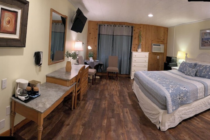 Room 6 of 54