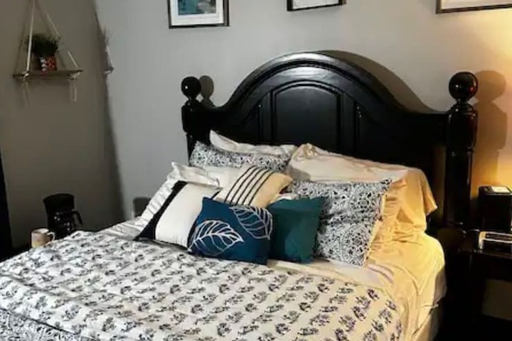 Room 8 of 69
