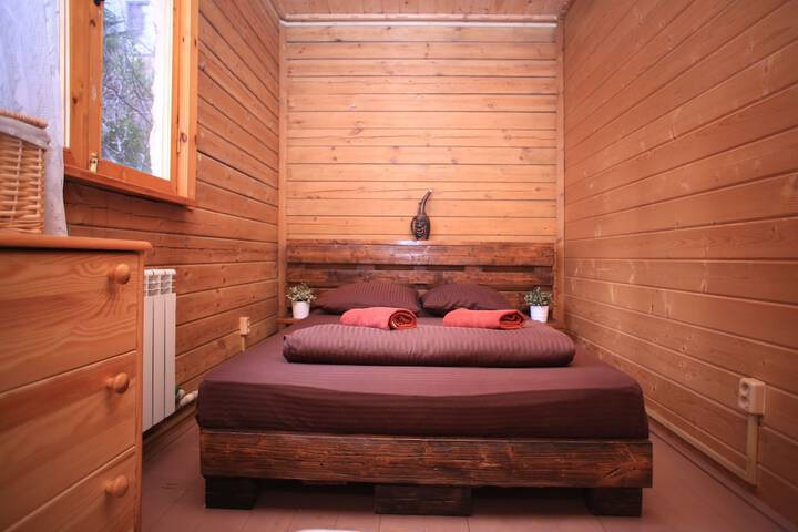 Room 13 of 53