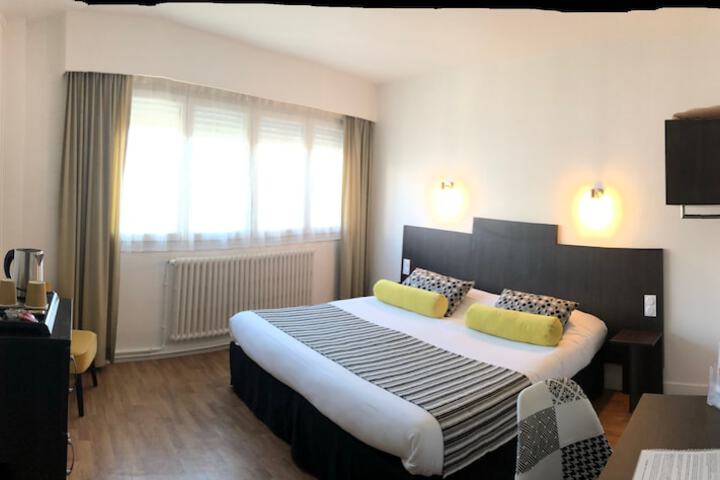 Room 13 of 43