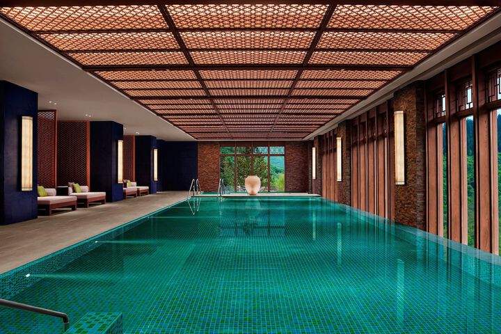 Pool 18 of 47