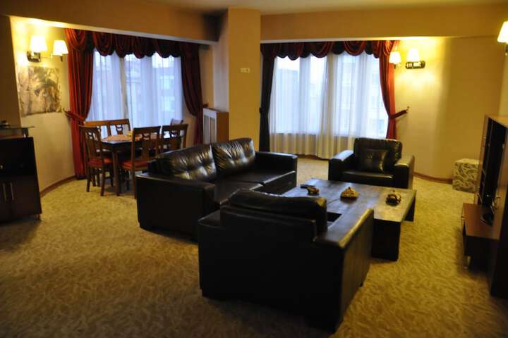 Room 26 of 64