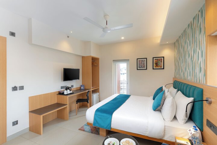 Room 4 of 51