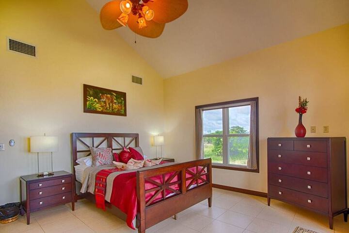 Room 41 of 328