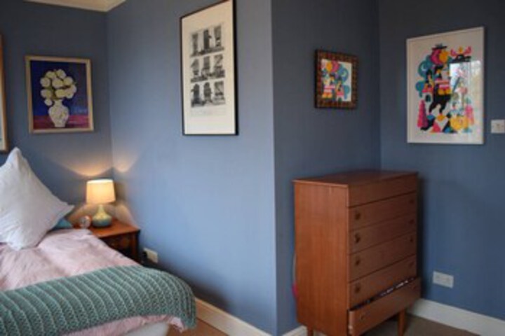 Room 16 of 23