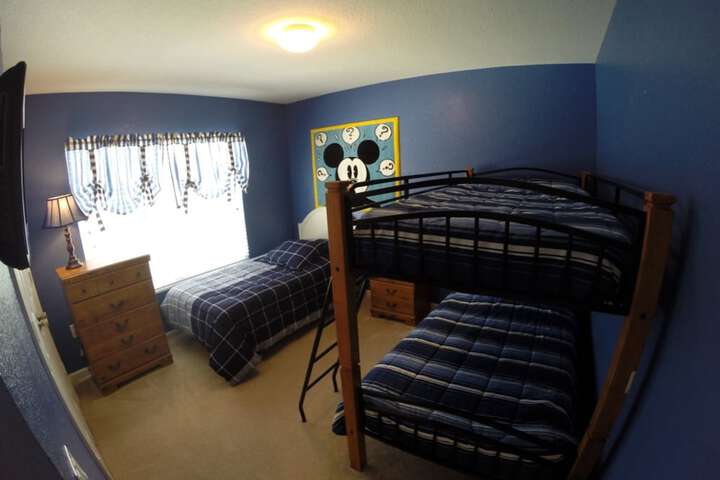 Room 11 of 68