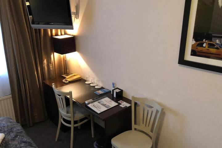 Room 18 of 59