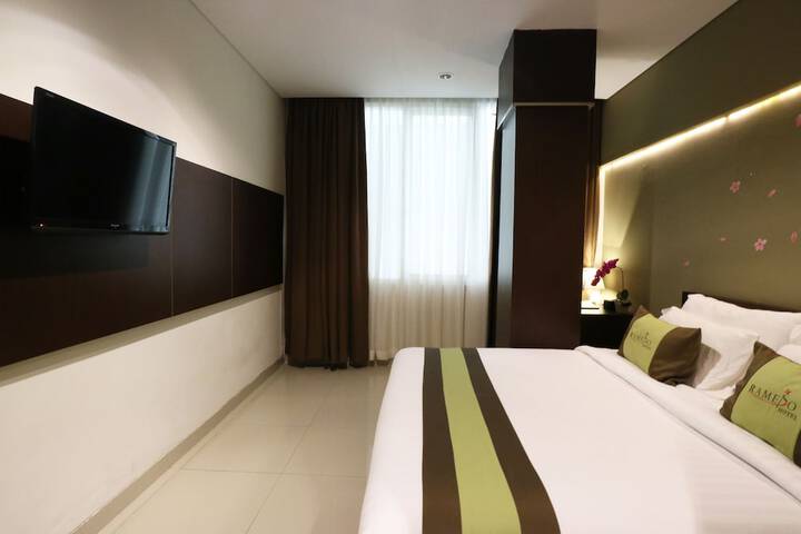 Room 7 of 31