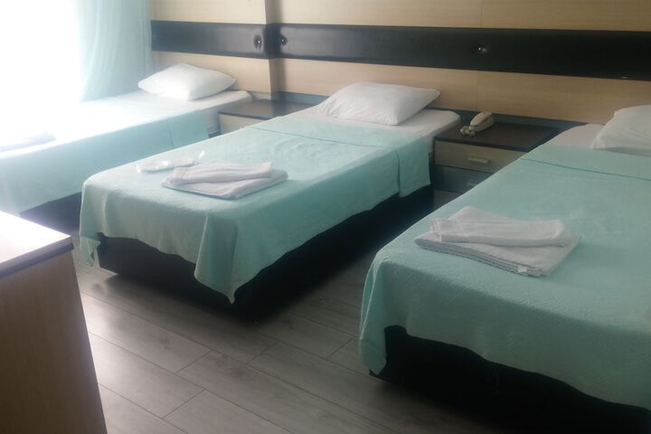 Room 7 of 34
