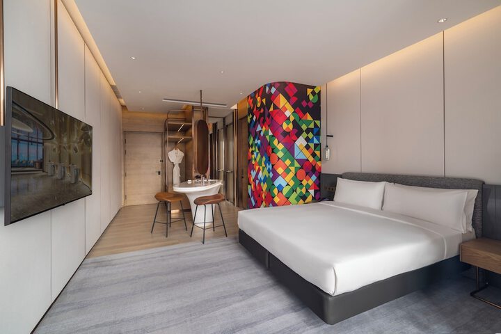Room 3 of 24