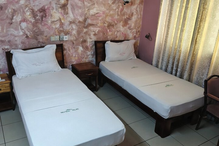 Room 19 of 99