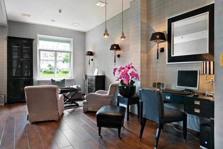 Lobby Photos