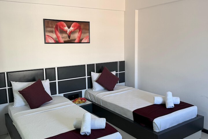 Room 27 of 65