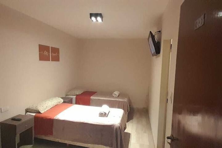 Room 4 of 17