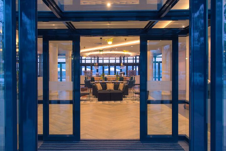 Hotel 47 of 48