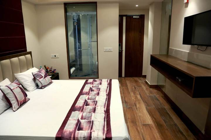 Room 11 of 54