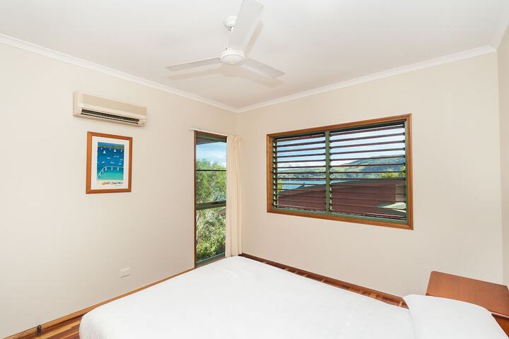 Room 9 of 55