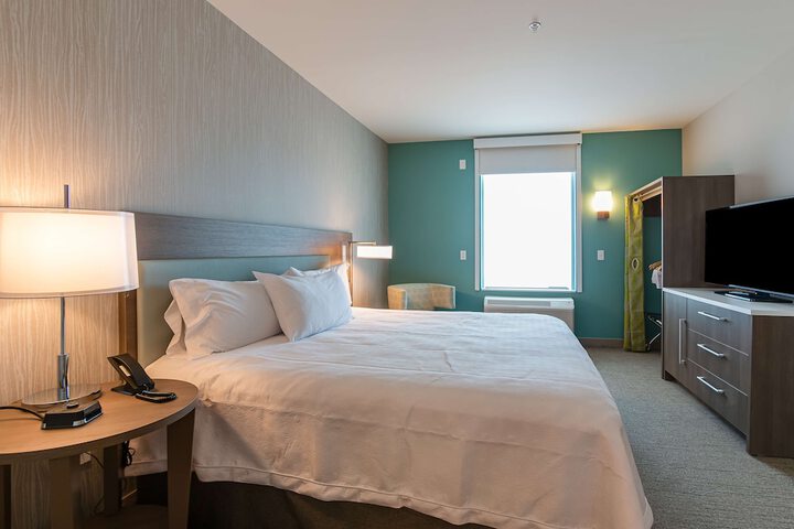 1 King Bed 1 Bedroom Suite (4 of 17)