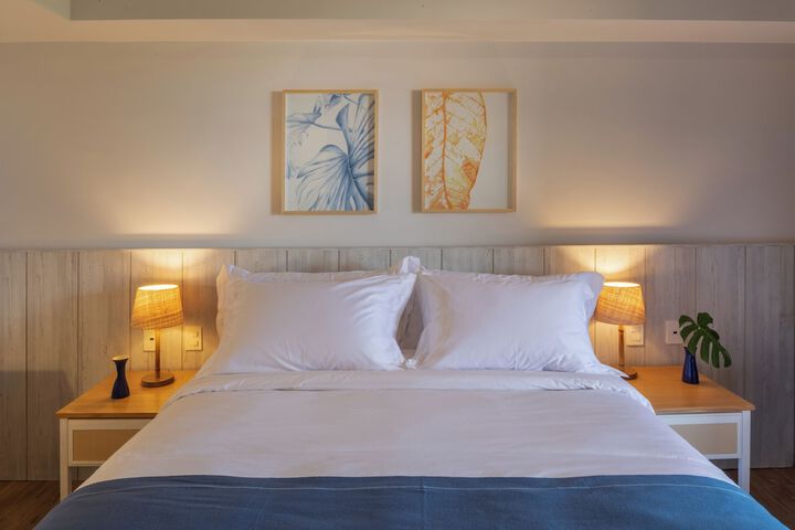 Room 42 of 120