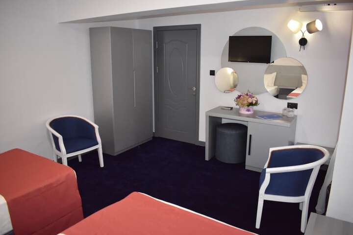 Room 16 of 55