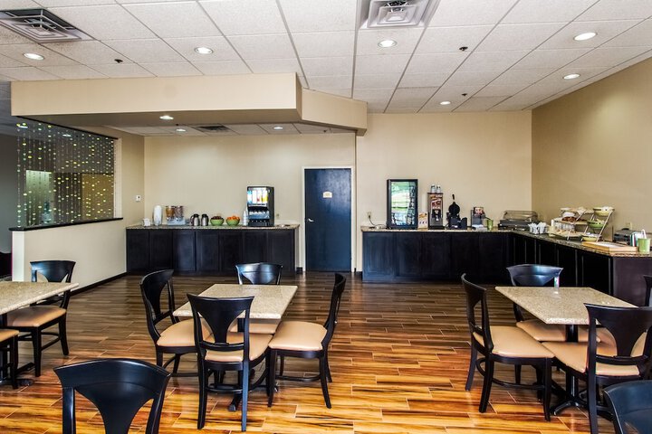 Food court