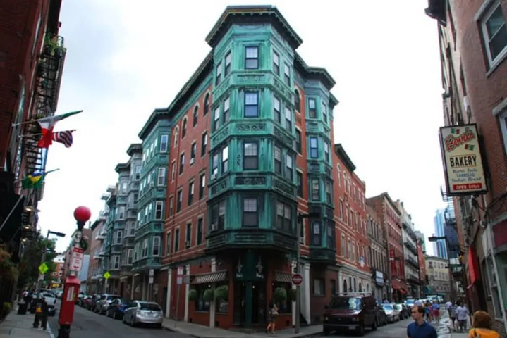 Exterior of Upscale 3br / 2ba in Heart of North End by Domio