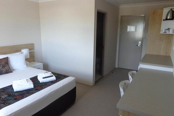Room 15 of 39