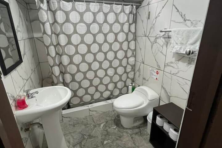 Room 132 of 178