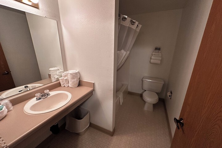 Room 264 of 390